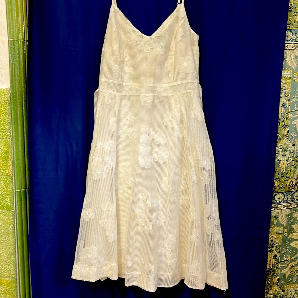 City Chic White Lace Dress size 16 - Picture 1 of 7